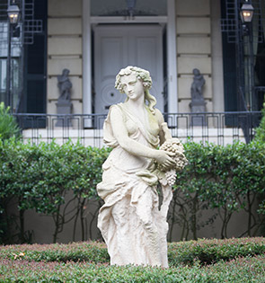 A heart-of-the-Historic District address