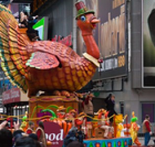 Times Square Hotel Near Macy's Day Parade