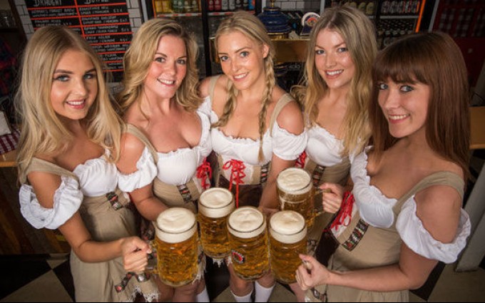 Oktoberfest Girls