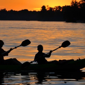 moonlight-paddle760x428-55b658438dfb1.jpg