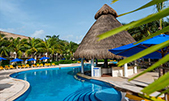 Reef Azul 48 all inclusive bar